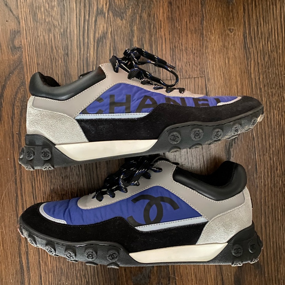 Like new chanel sneakers